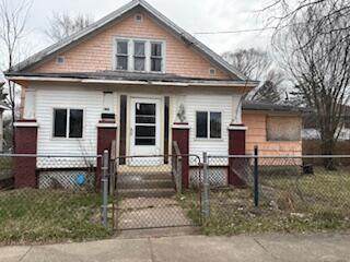 186 Howland Street - Photo 1