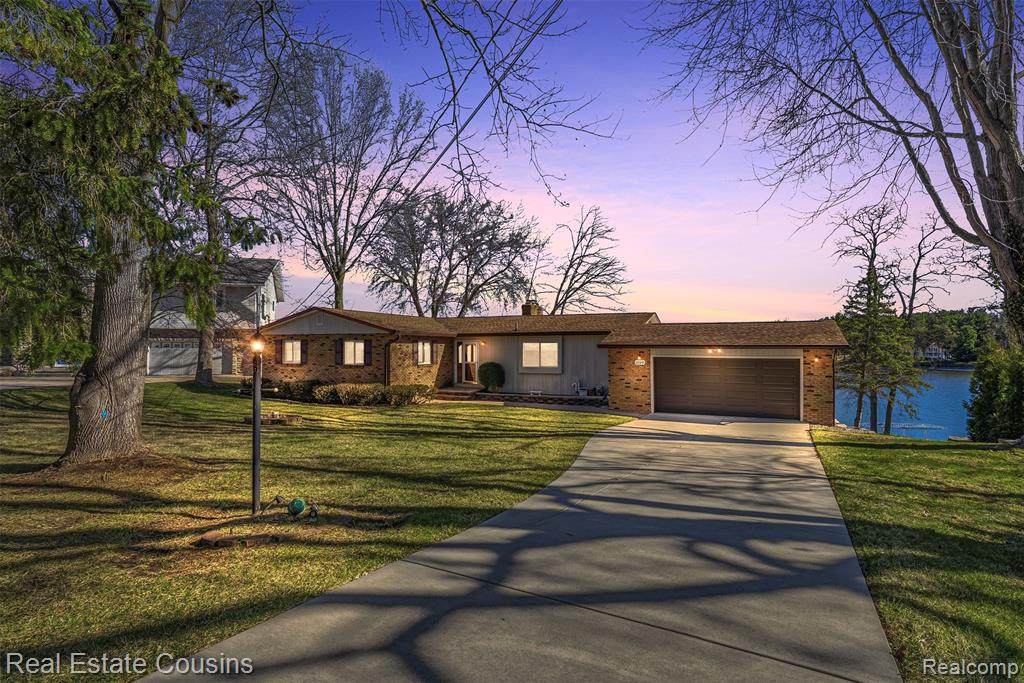 8028 Ore Knob Drive - Photo 1