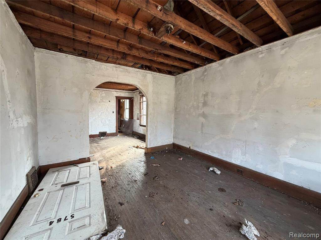 https://bt-photos.global.ssl.fastly.net/michigan/orig_boomver_1_653147639-2.jpg