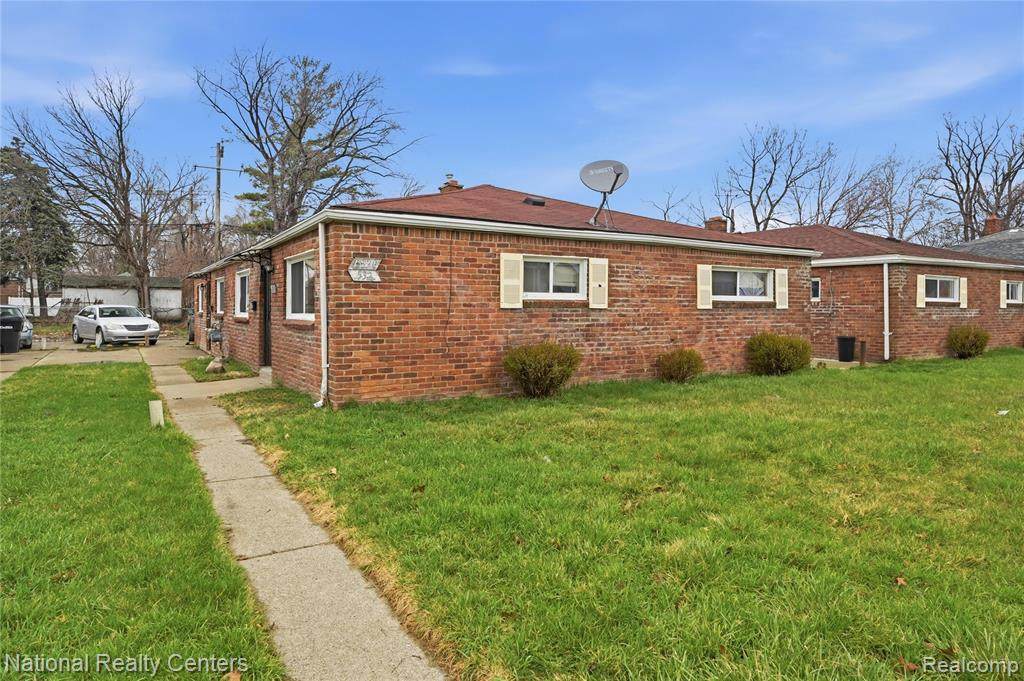 15310 Chicago - Photo 1