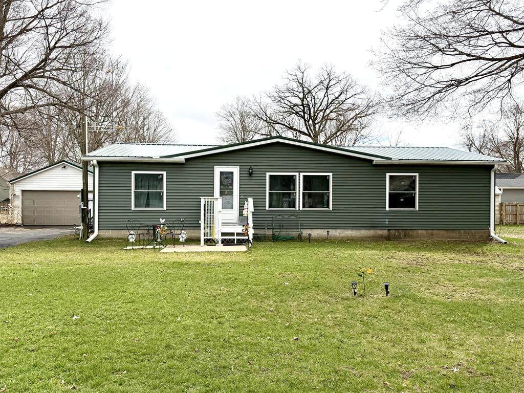 419 Capital Avenue - Photo 1