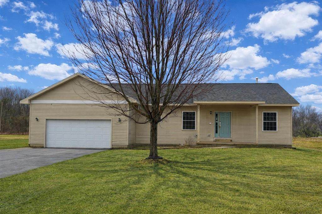 9305 Kingsfield Drive - Photo 1