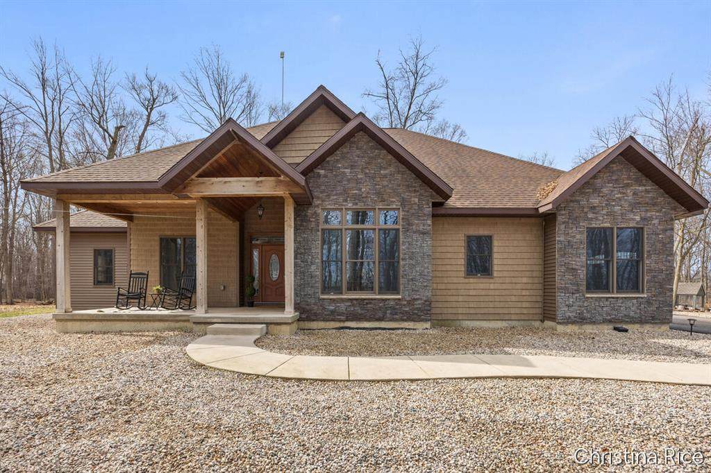 3575 Maple Rapids Road - Photo 1