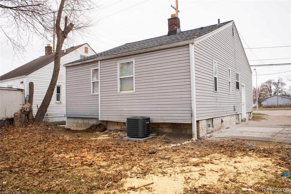 https://bt-photos.global.ssl.fastly.net/michigan/orig_boomver_1_653187590-2.jpg