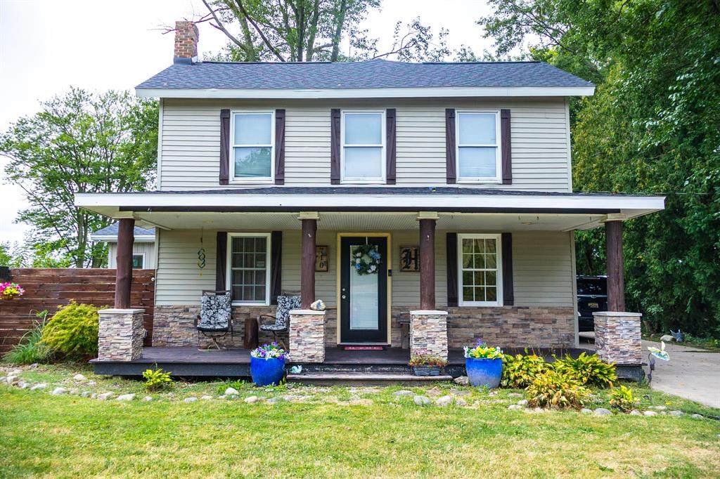 710 Elm Street - Photo 1