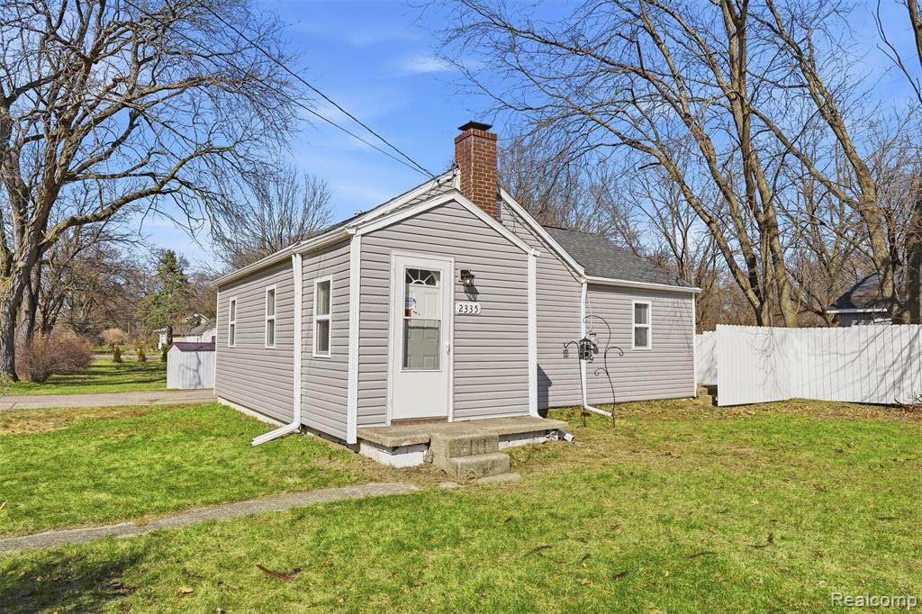 2335 Holmes Road - Photo 1
