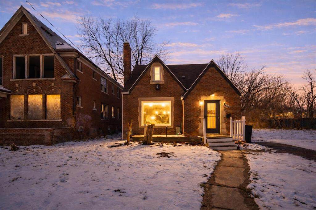 13405 Corbett Avenue - Photo 1