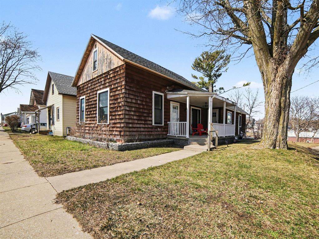 https://bt-photos.global.ssl.fastly.net/michigan/orig_boomver_1_653223401-2.jpg