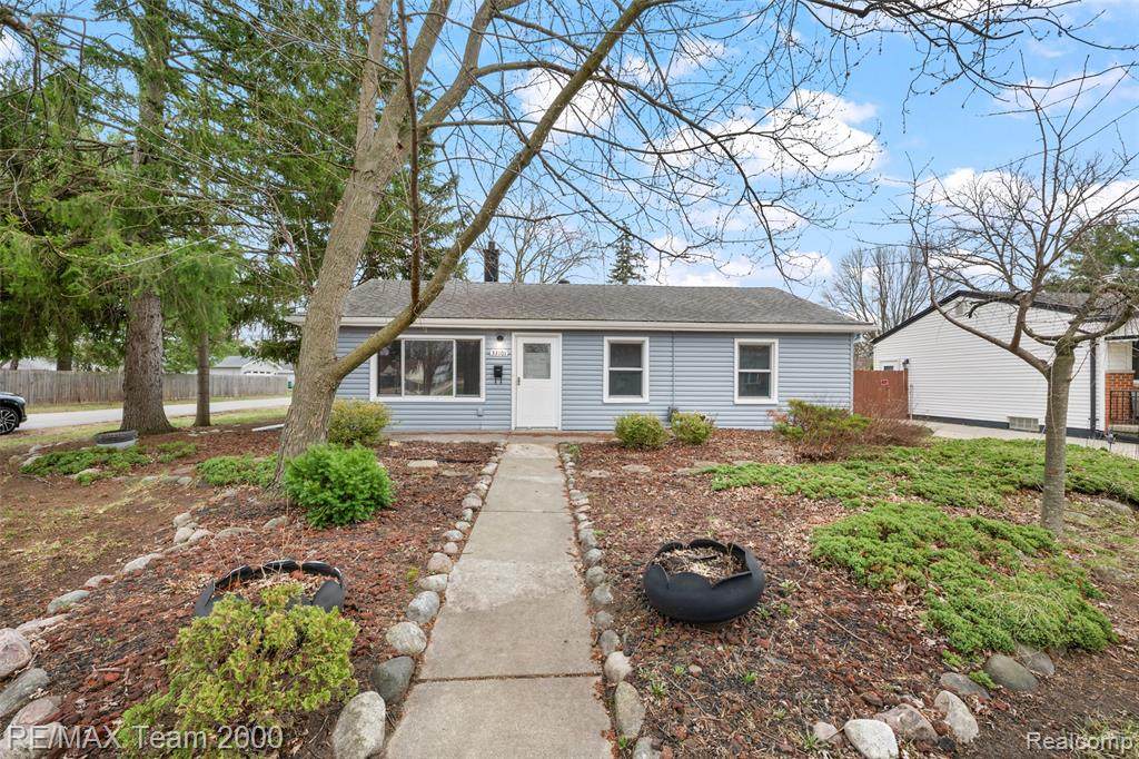 33101 Donnelly Street - Photo 1