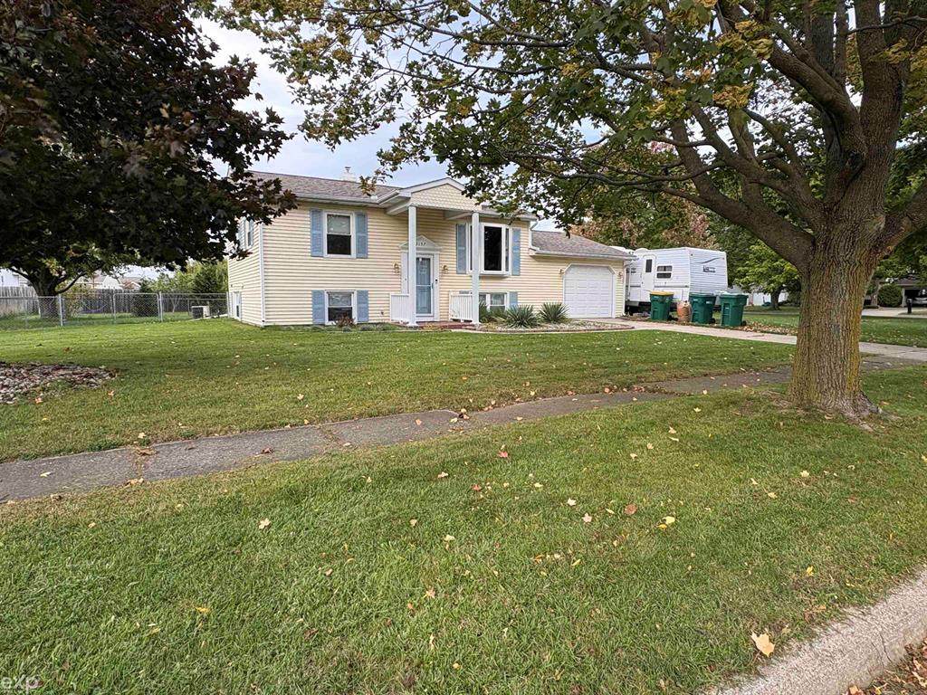 3157 Coventry Drive - Photo 1