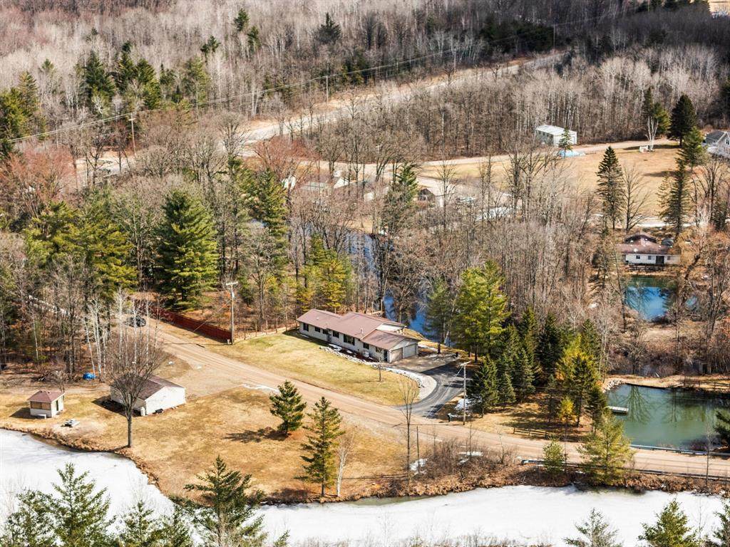 89 River Drive - Photo 1