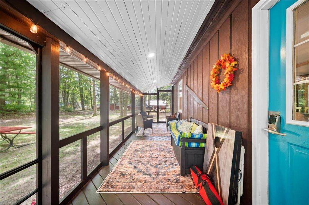20308 Lakeview Drive - Photo 1