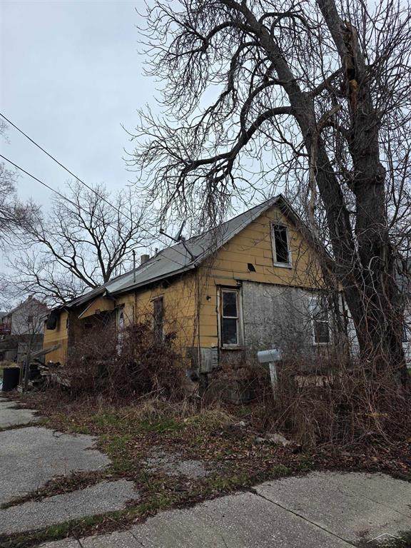 https://bt-photos.global.ssl.fastly.net/michigan/orig_boomver_1_653272108-2.jpg