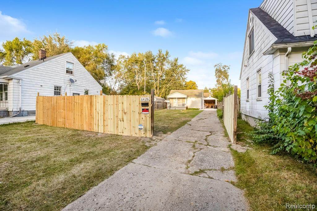 6426 Artesian Street - Photo 1