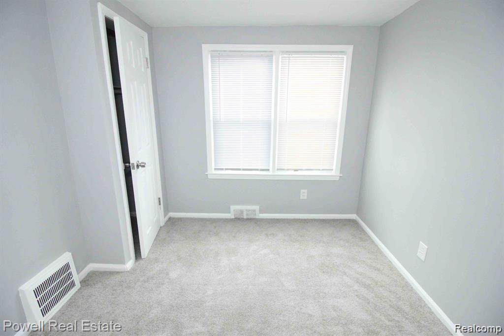 https://bt-photos.global.ssl.fastly.net/michigan/orig_boomver_1_653313427-2.jpg