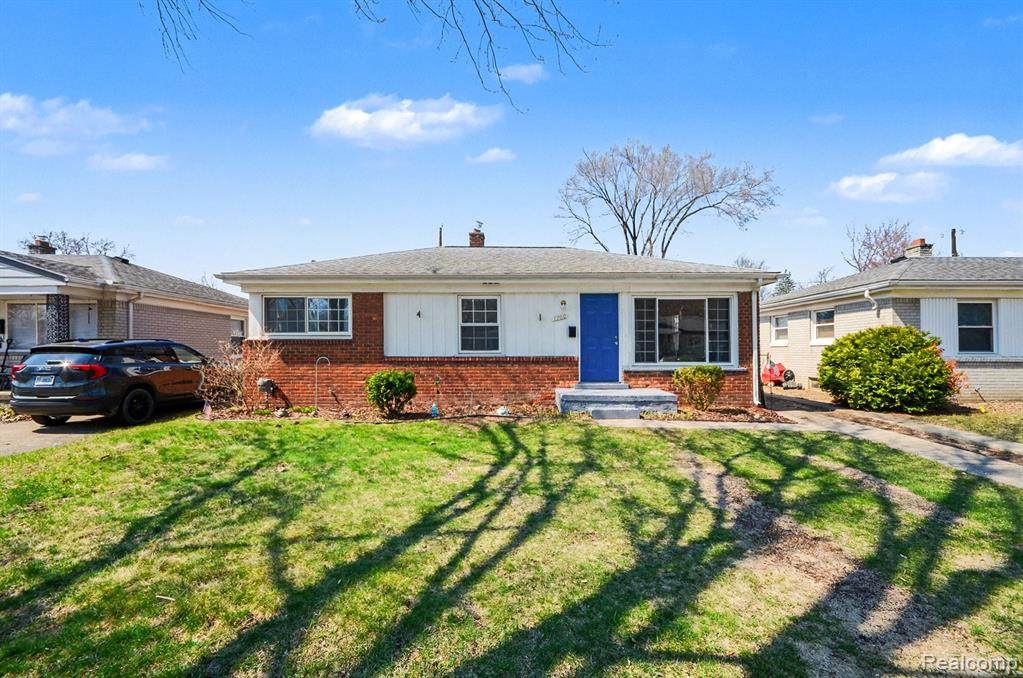 1700 Ackley Avenue - Photo 1