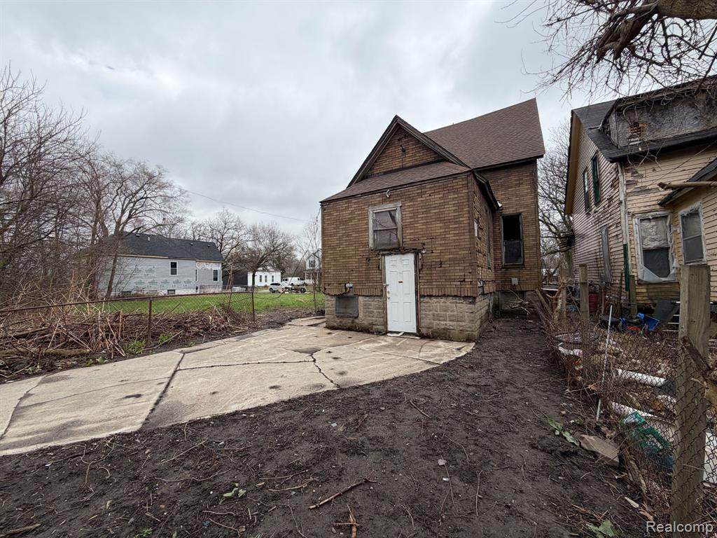 https://bt-photos.global.ssl.fastly.net/michigan/orig_boomver_1_653349258-2.jpg