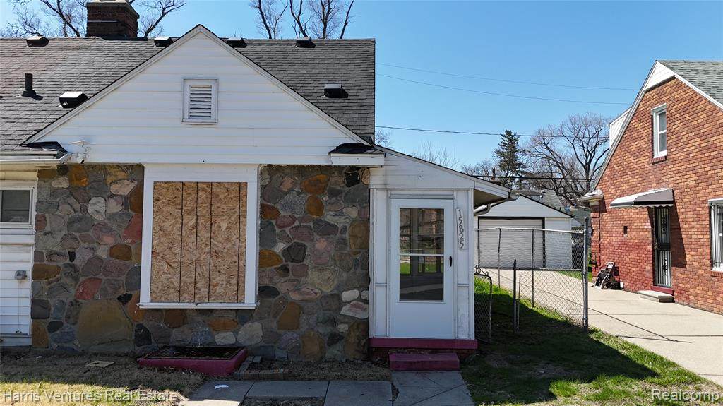 15825 Pinehurst Street - Photo 1