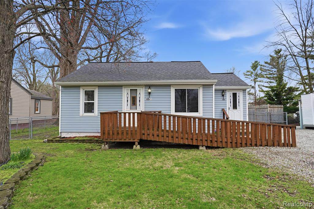 1028 Carlton Drive - Photo 1