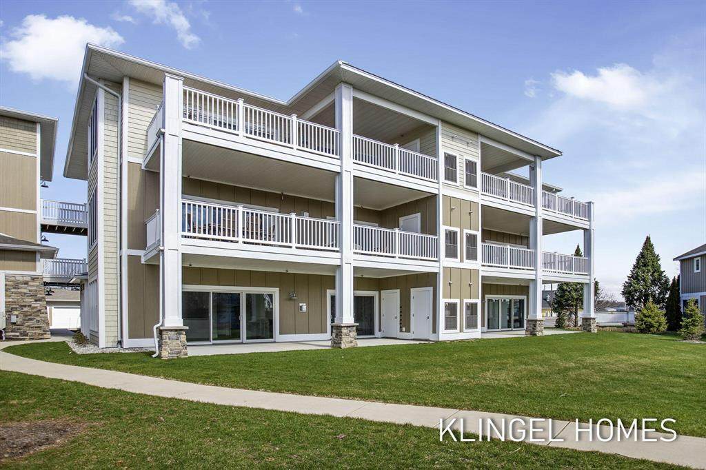 930 Savidge Street - Photo 1