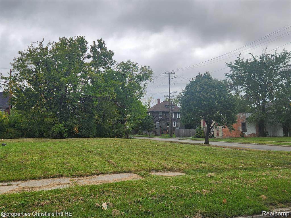 455 Euclid Street - Photo 1