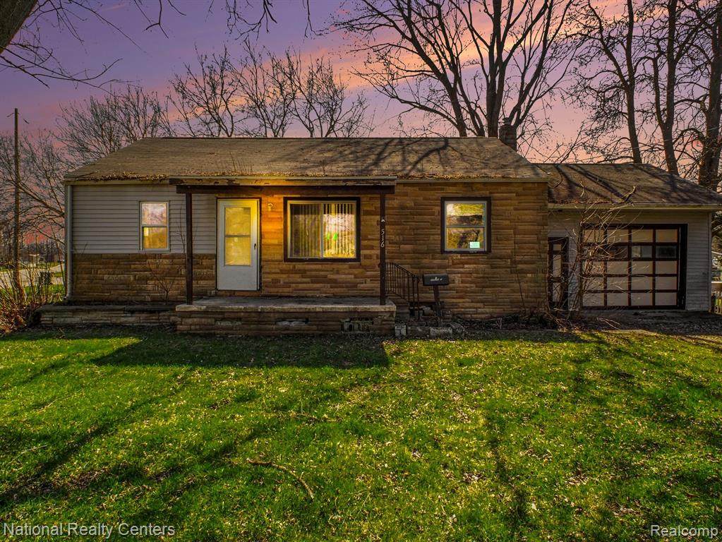 516 Roosevelt Avenue - Photo 1