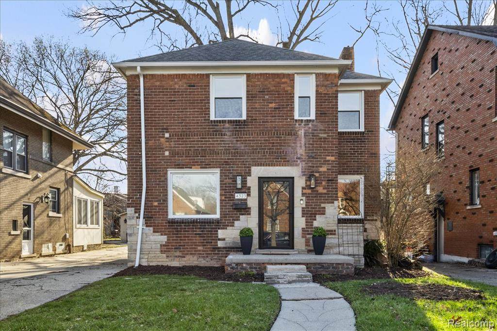 4323 Kensington Avenue - Photo 1