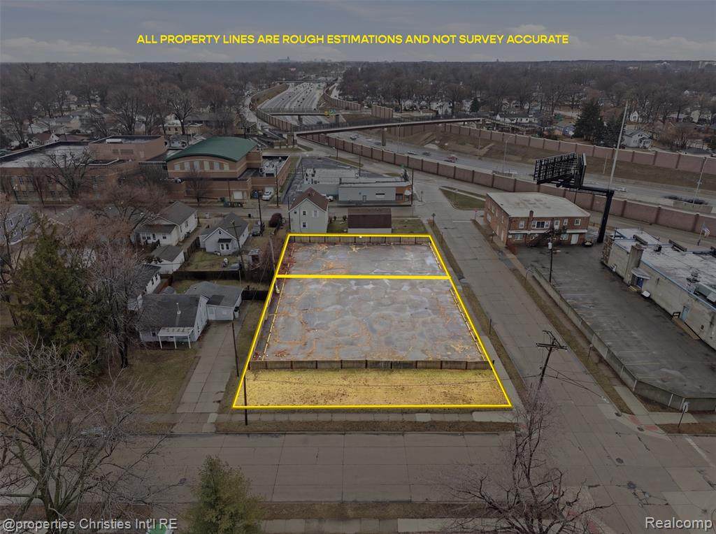 000 Vassar - Photo 1