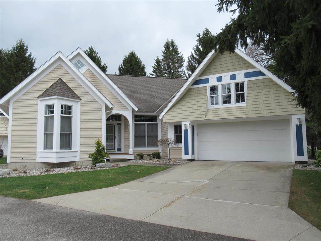 982 Sunflower Court - Photo 1