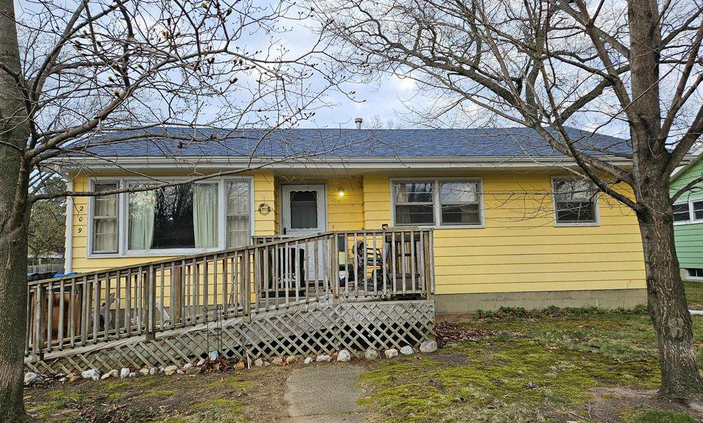 209 Marshall Street - Photo 1