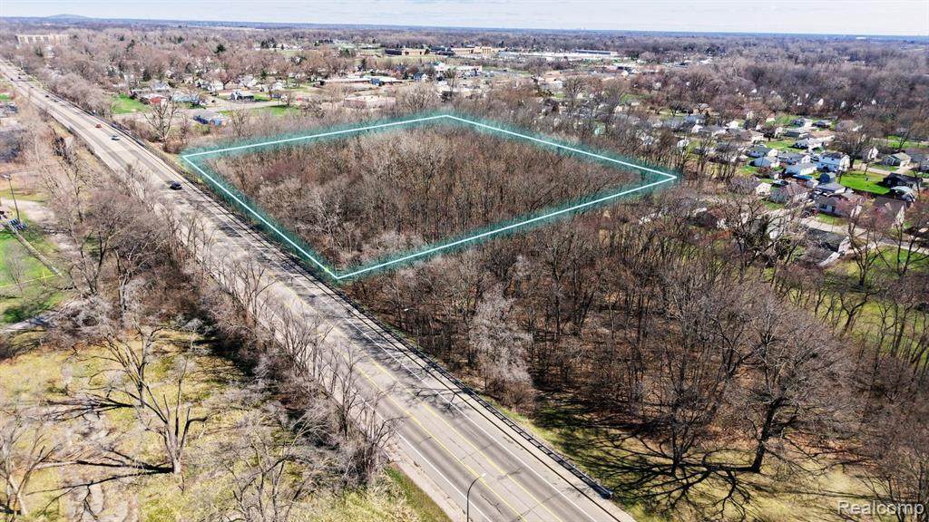 199 Ford Boulevard - Photo 1