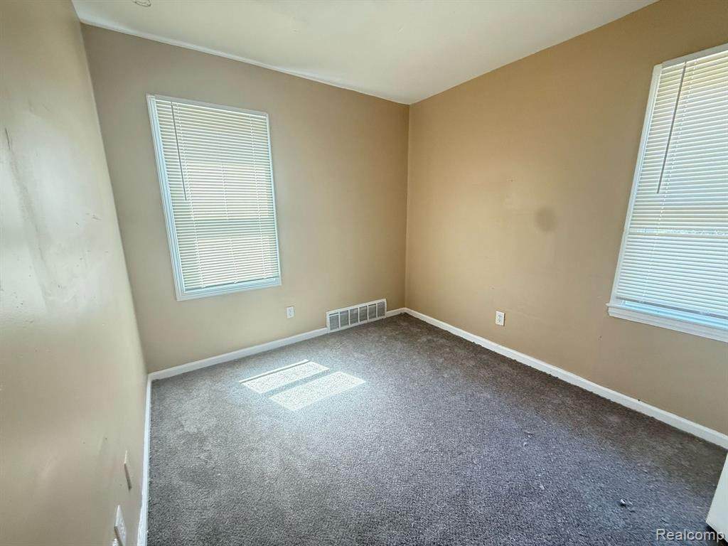 https://bt-photos.global.ssl.fastly.net/michigan/orig_boomver_1_653588759-2.jpg