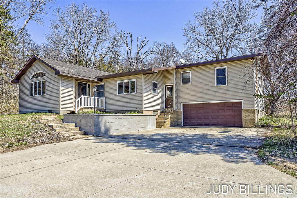 1501 68th Street - Photo 1