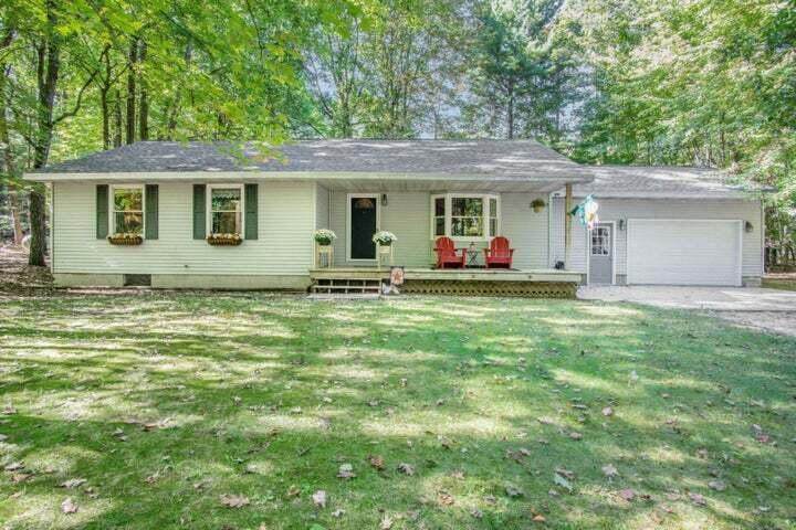 5771 Wintergreen Road - Photo 1