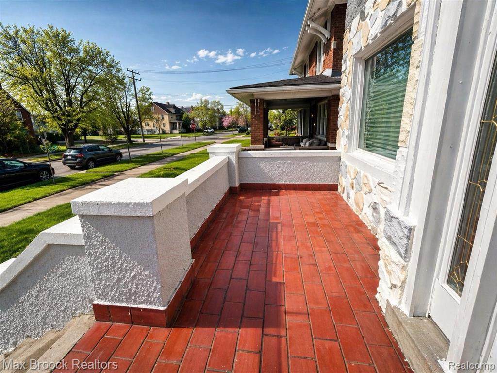 https://bt-photos.global.ssl.fastly.net/michigan/orig_boomver_1_653726572-2.jpg