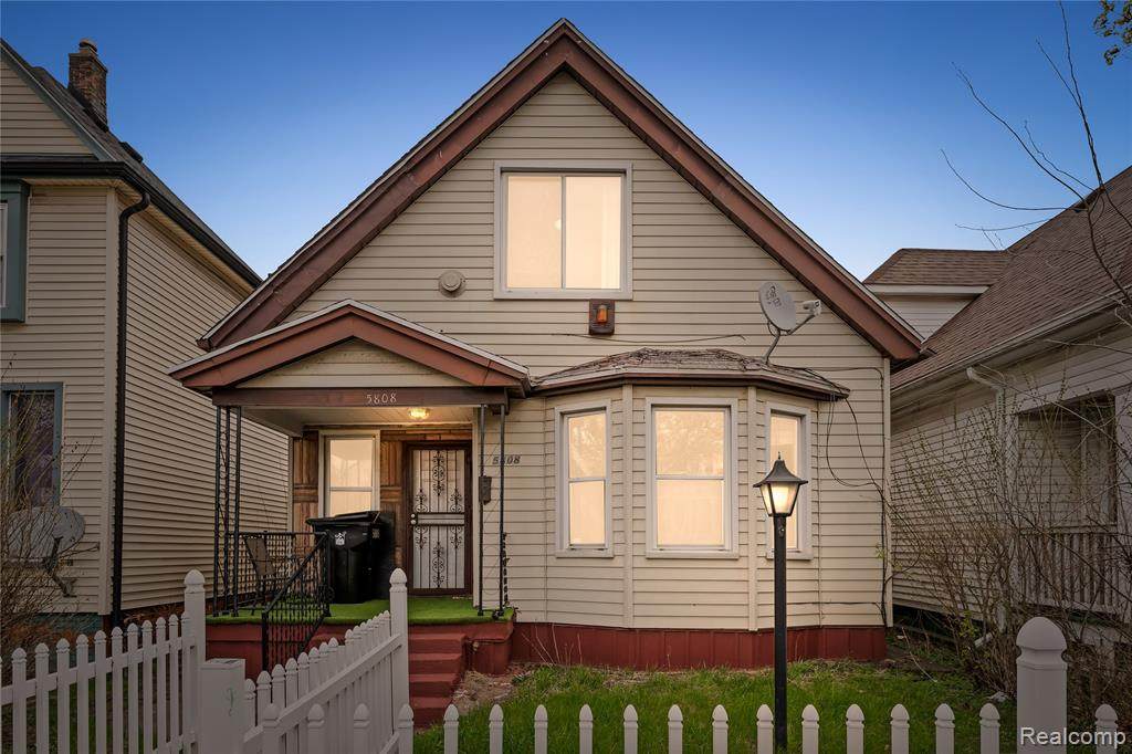 5808 Mcclellan Street - Photo 1