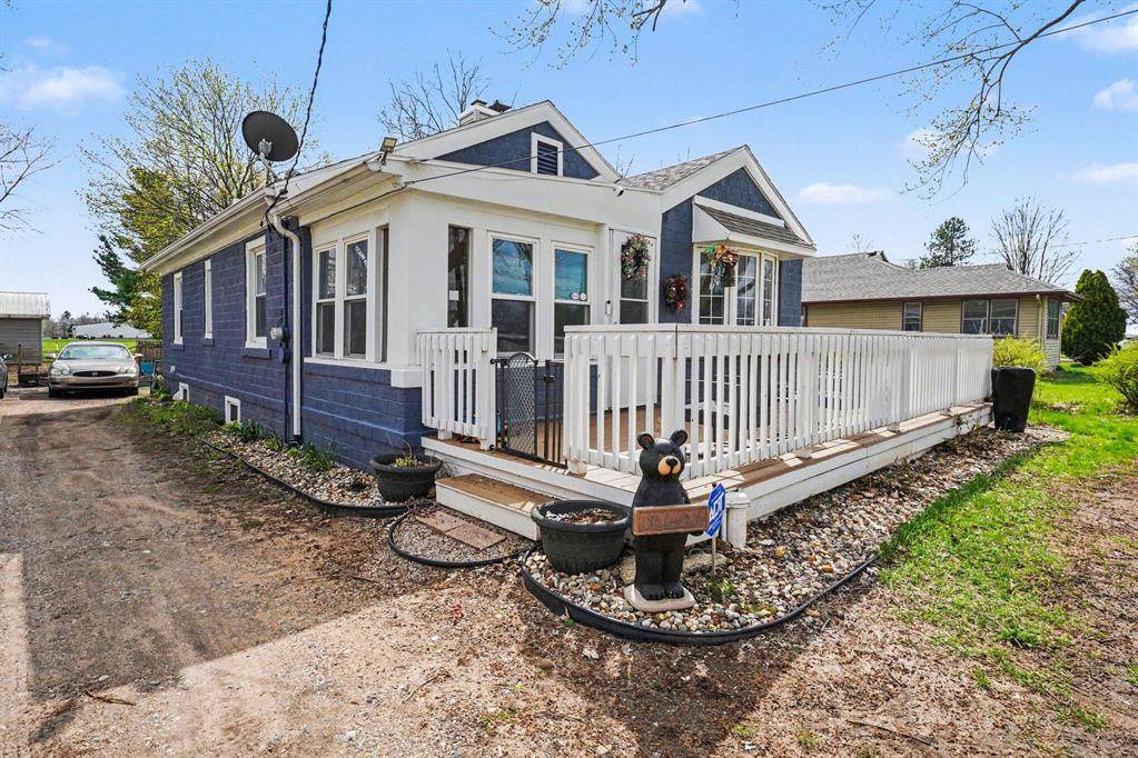 2961 Dickman Road - Photo 1