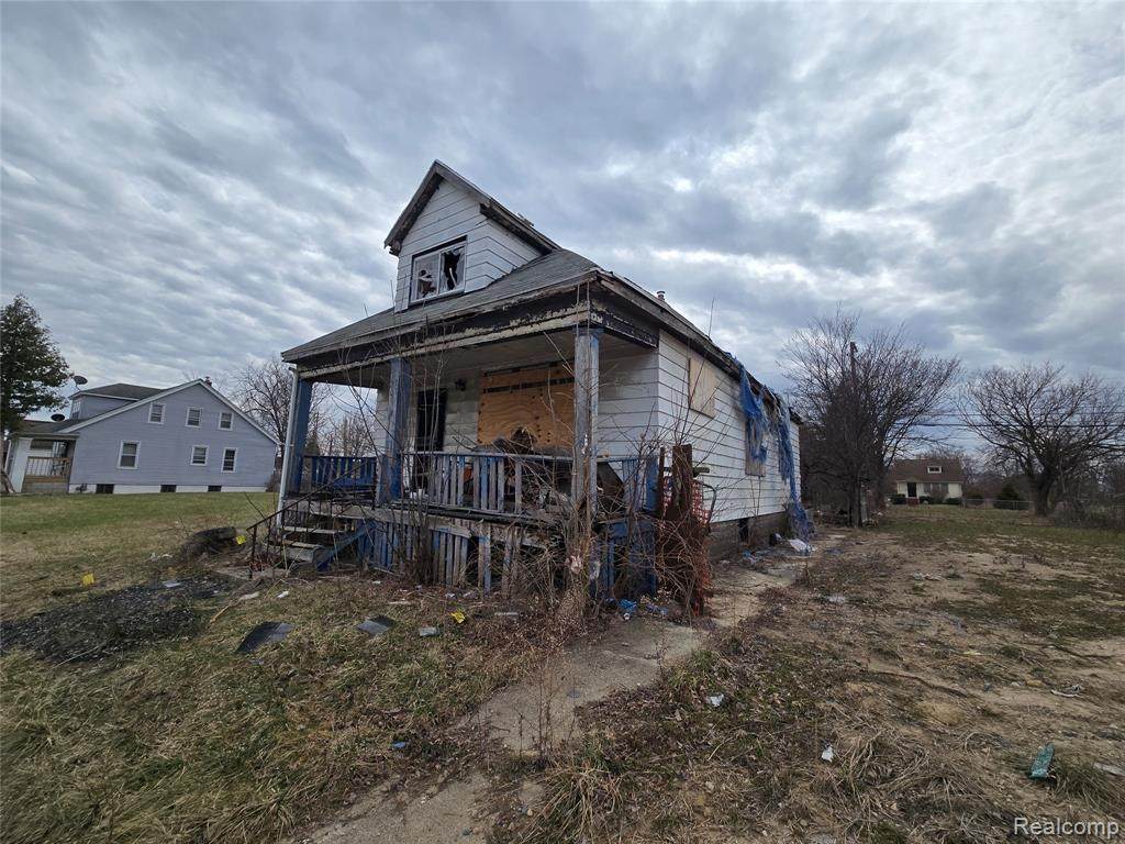 3859 Manistique Street - Photo 1