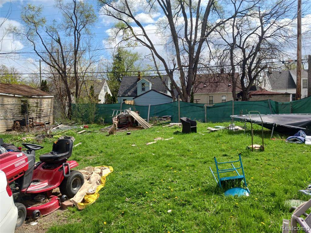 https://bt-photos.global.ssl.fastly.net/michigan/orig_boomver_1_653790117-2.jpg