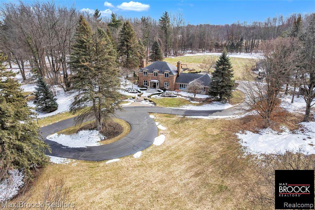 28351 14 Mile Road - Photo 1