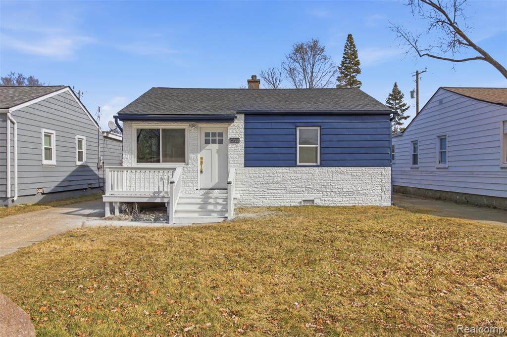 26066 Barrington Street - Photo 1