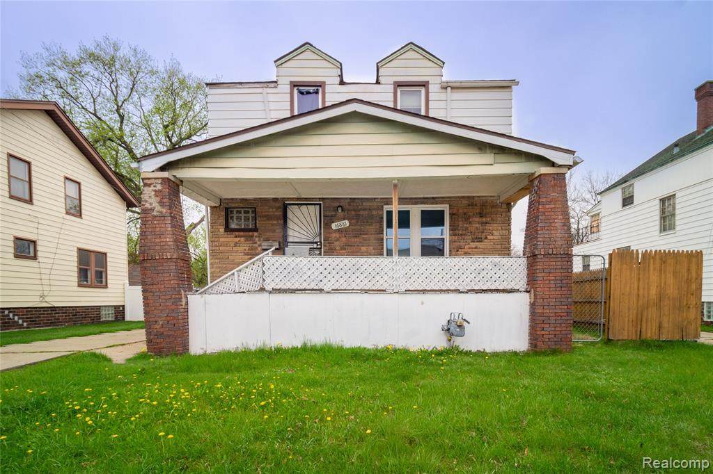 16881 Burgess - Photo 1