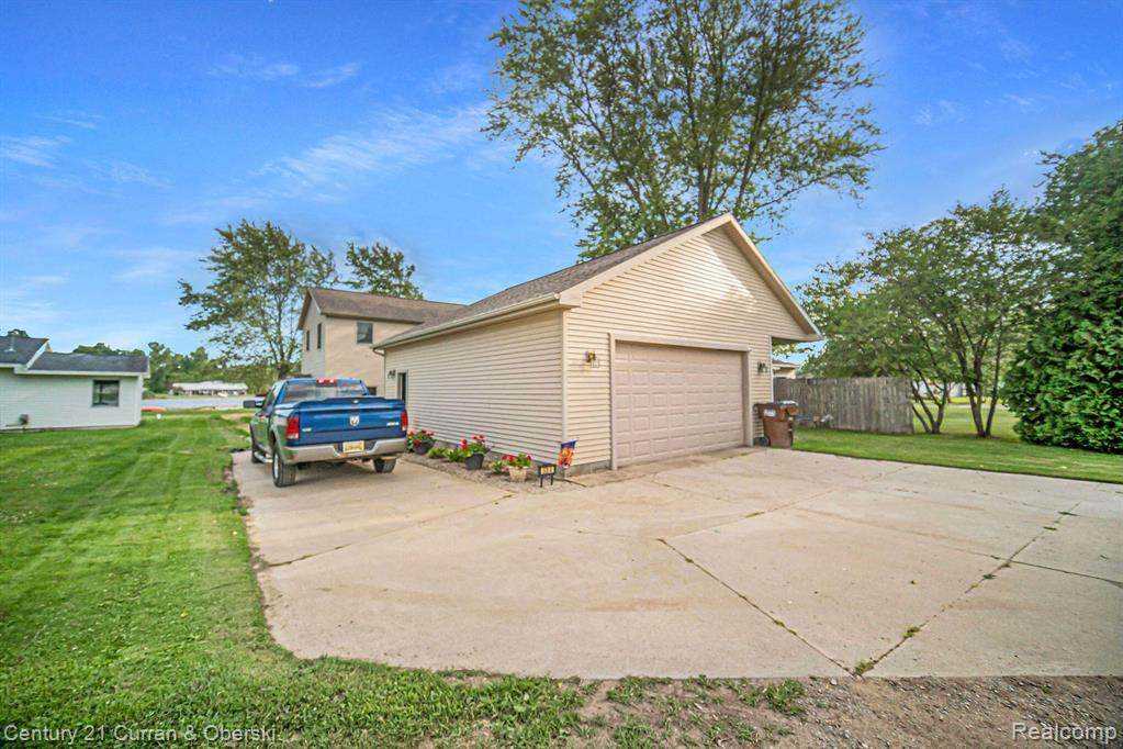 https://bt-photos.global.ssl.fastly.net/michigan/orig_boomver_1_653917219-2.jpg