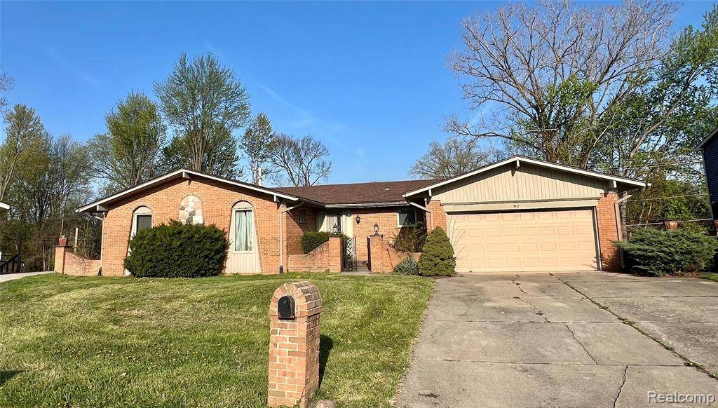 37115 Pocahontas Drive - Photo 1