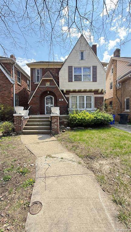 3211 Leslie Street - Photo 1