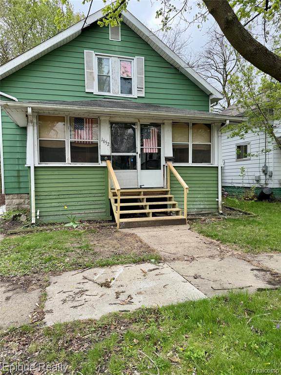 1652 Wisconsin Avenue - Photo 1