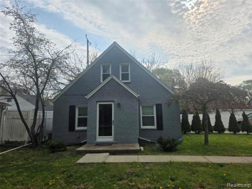 21958 Birchwood Avenue - Photo 1