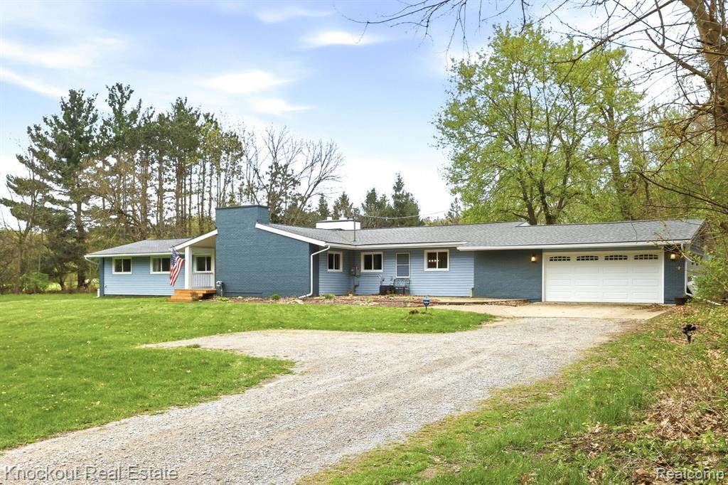 12452 Canada Road - Photo 1