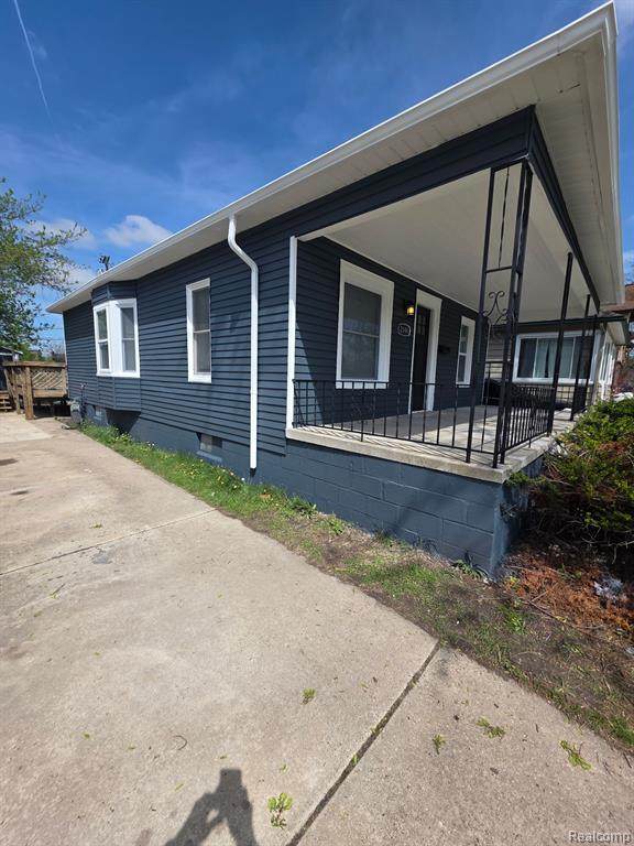 2144 4th Street - Photo 1
