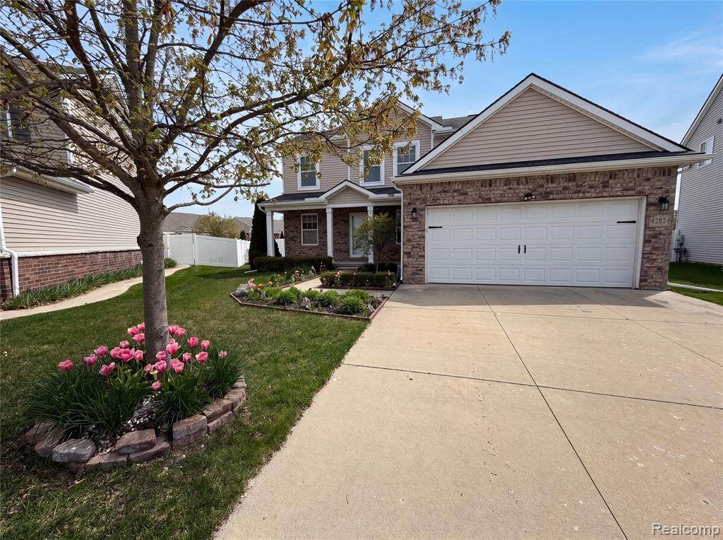 42824 Greystone Drive - Photo 1